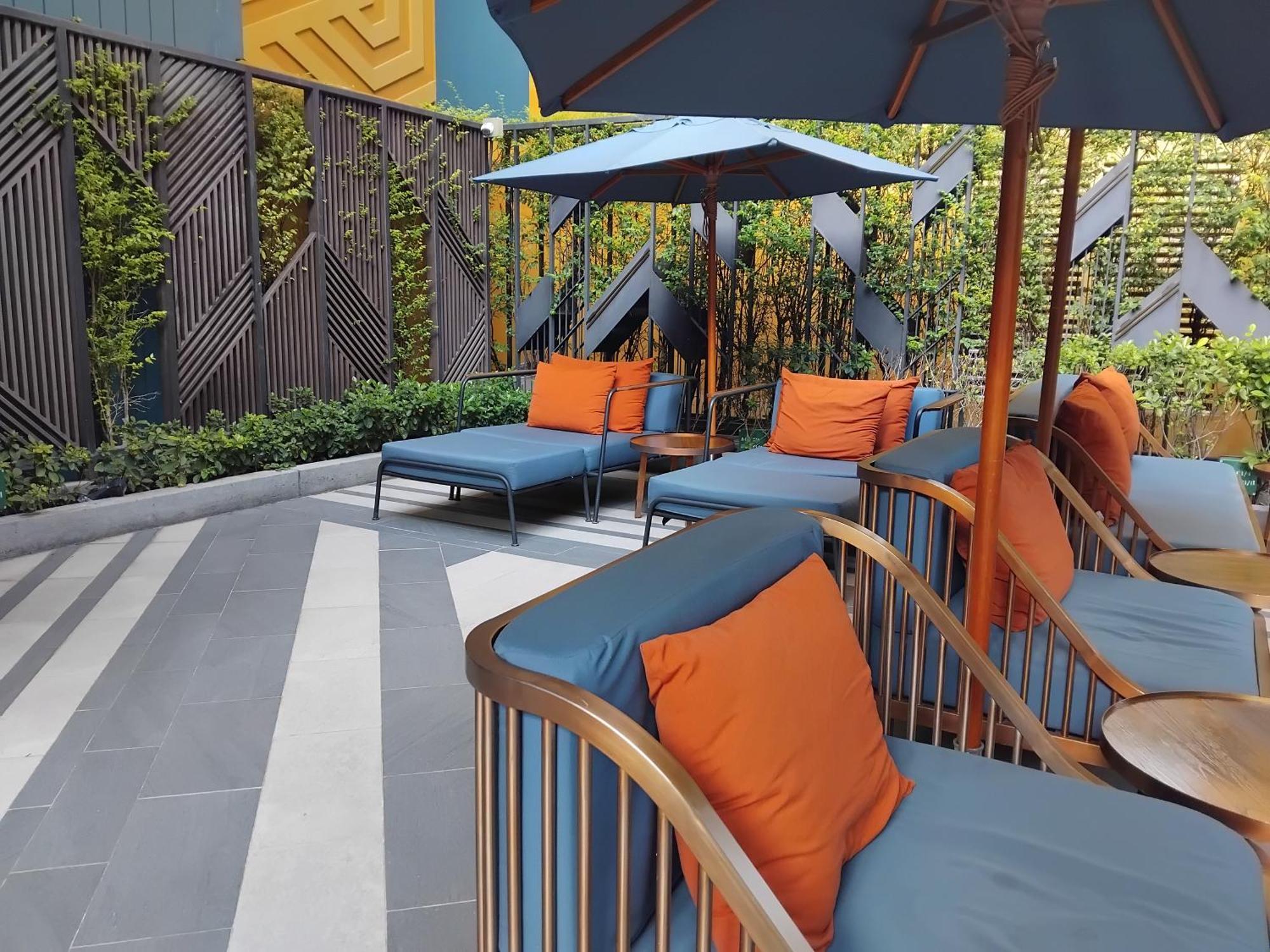 Brissluxe At Bts Onnut Sukumvit 50 Banguecoque Exterior foto