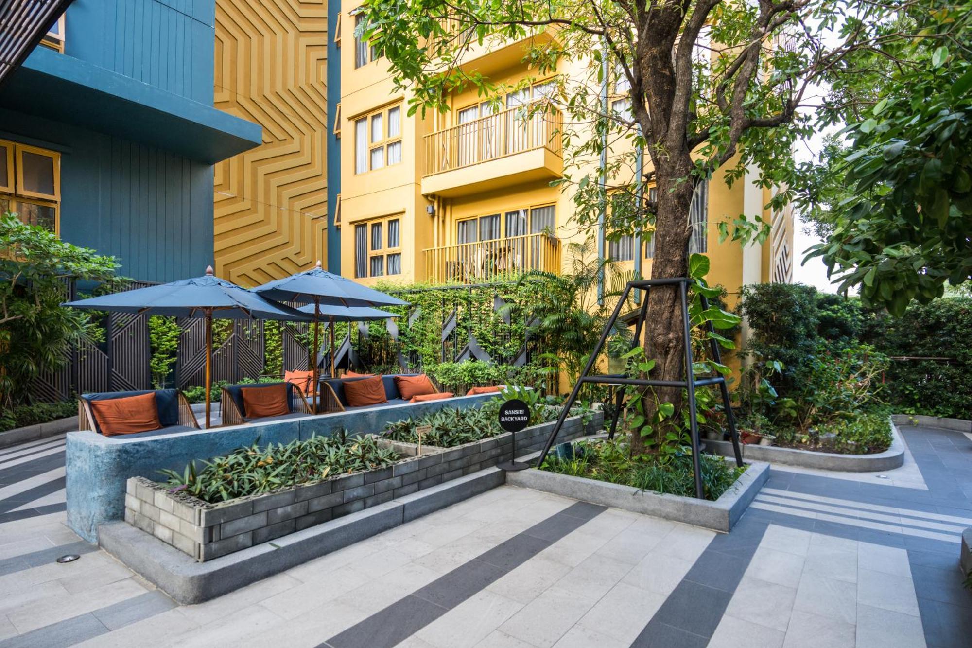 Brissluxe At Bts Onnut Sukumvit 50 Banguecoque Exterior foto